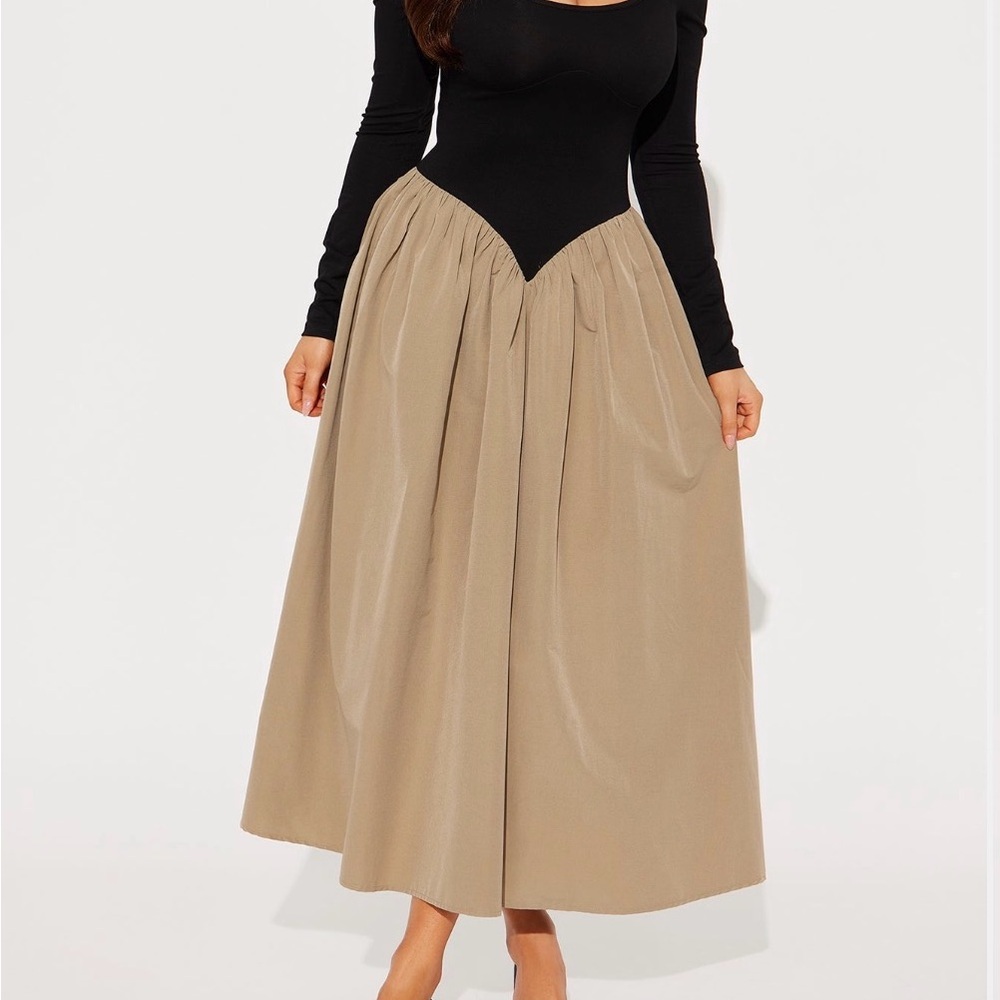 Fashion Nova Black and Tan A-Line Skirt